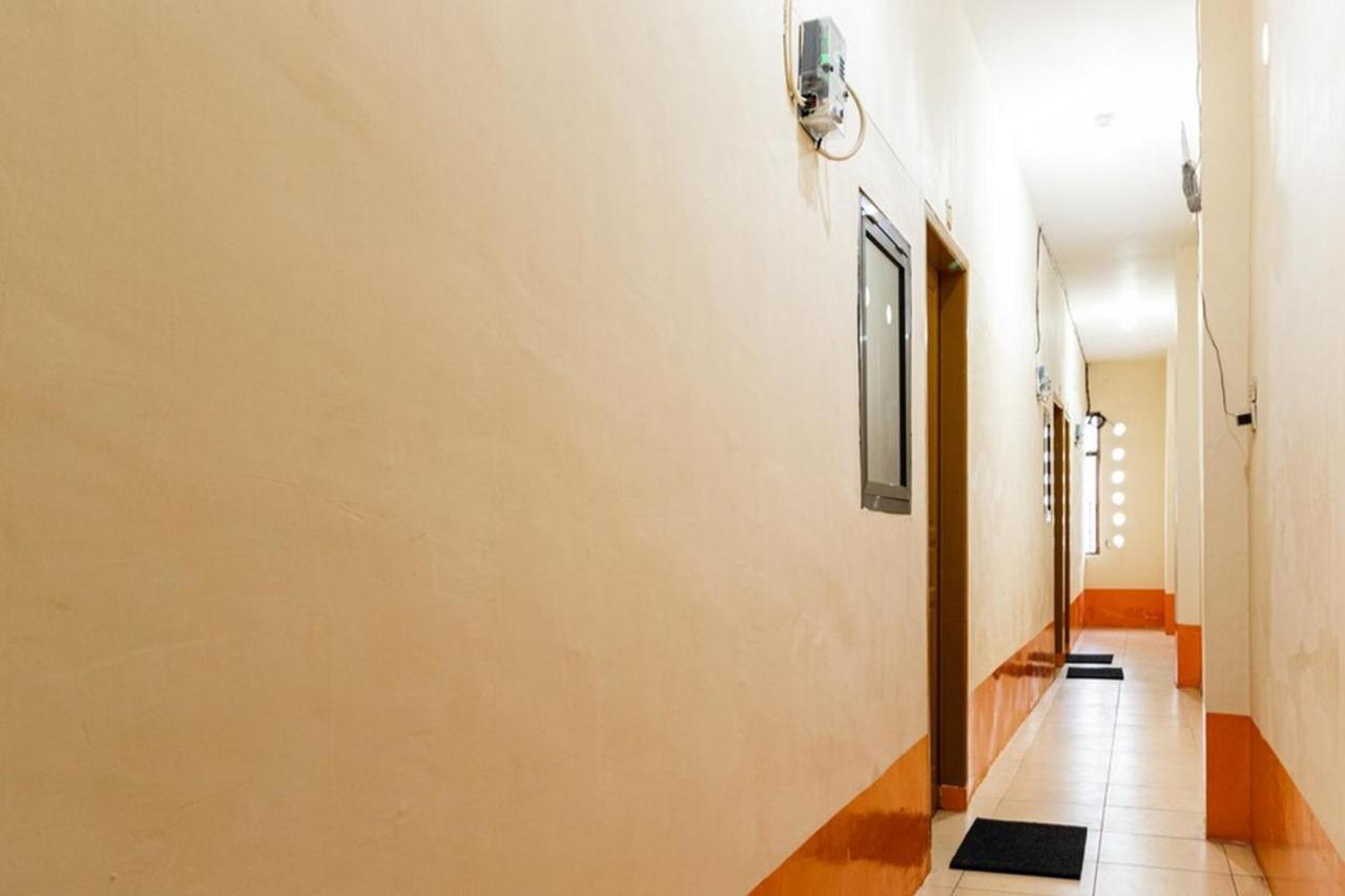 Reddoorz Syariah @ Jalan Setiabudi Medan 3 Екстер'єр фото