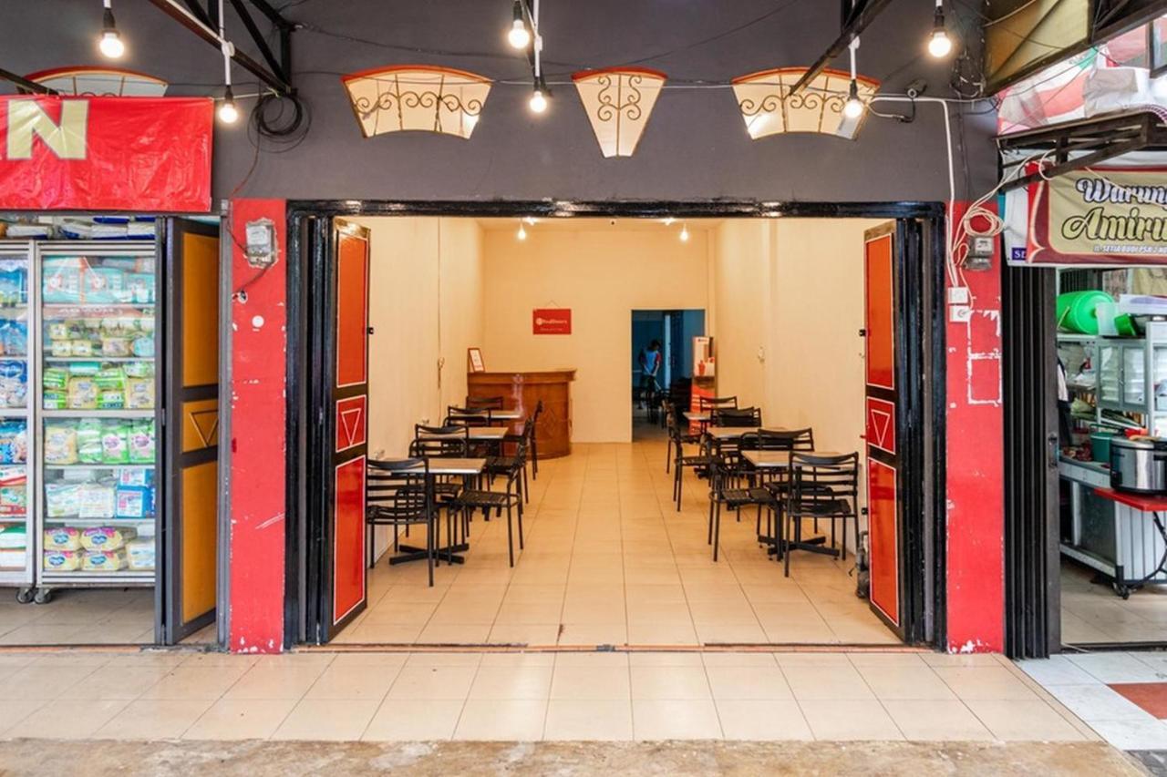 Reddoorz Syariah @ Jalan Setiabudi Medan 3 Екстер'єр фото