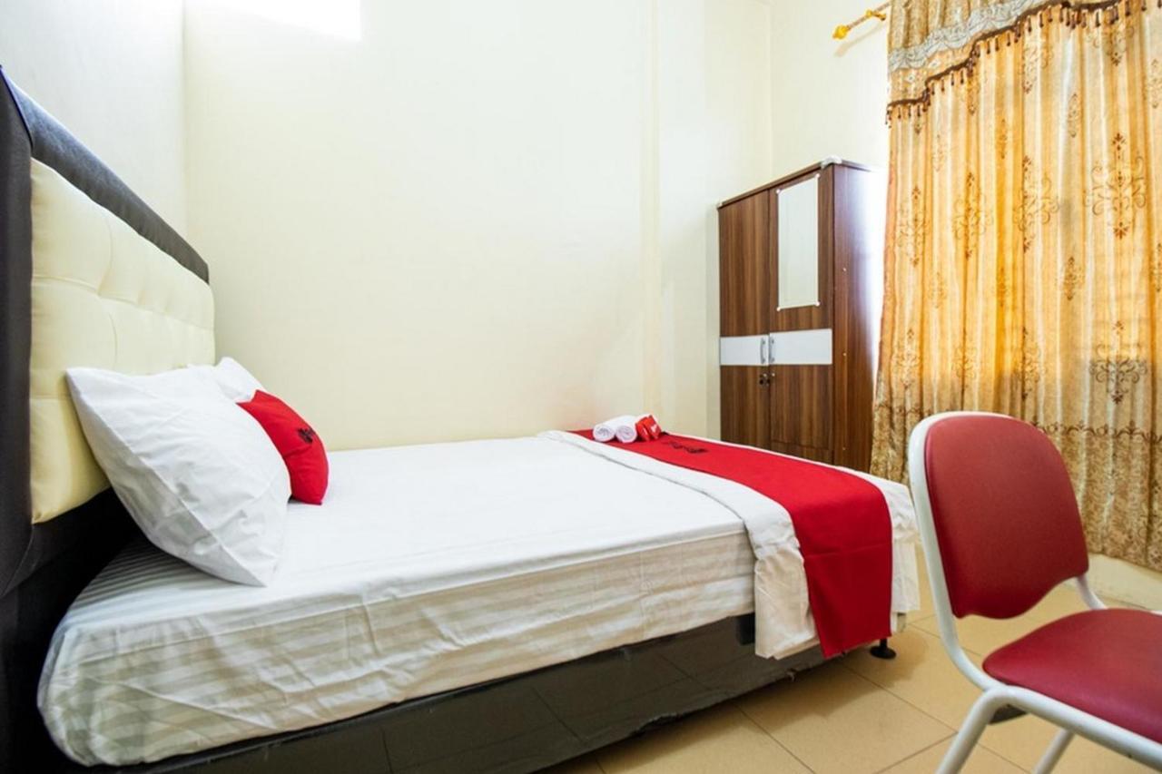 Reddoorz Syariah @ Jalan Setiabudi Medan 3 Екстер'єр фото