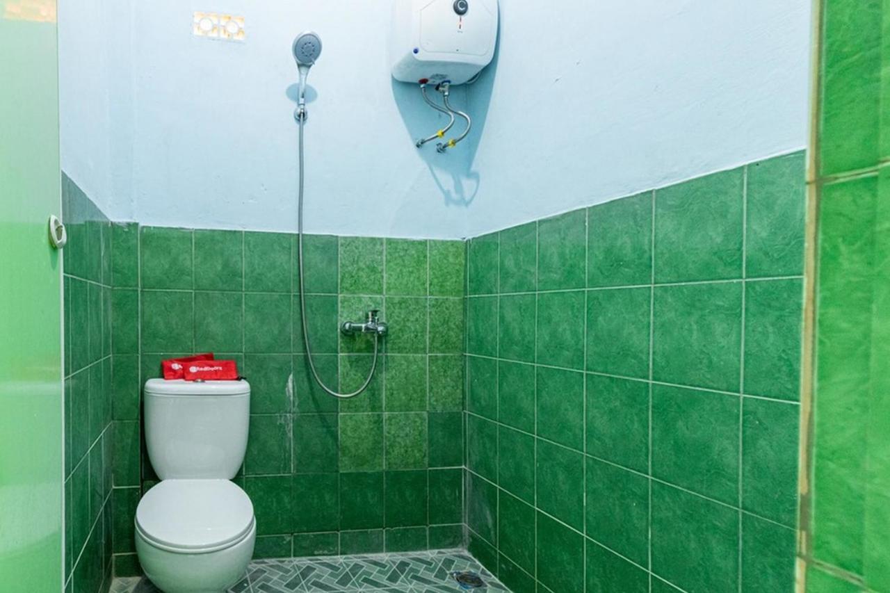 Reddoorz Syariah @ Jalan Setiabudi Medan 3 Екстер'єр фото